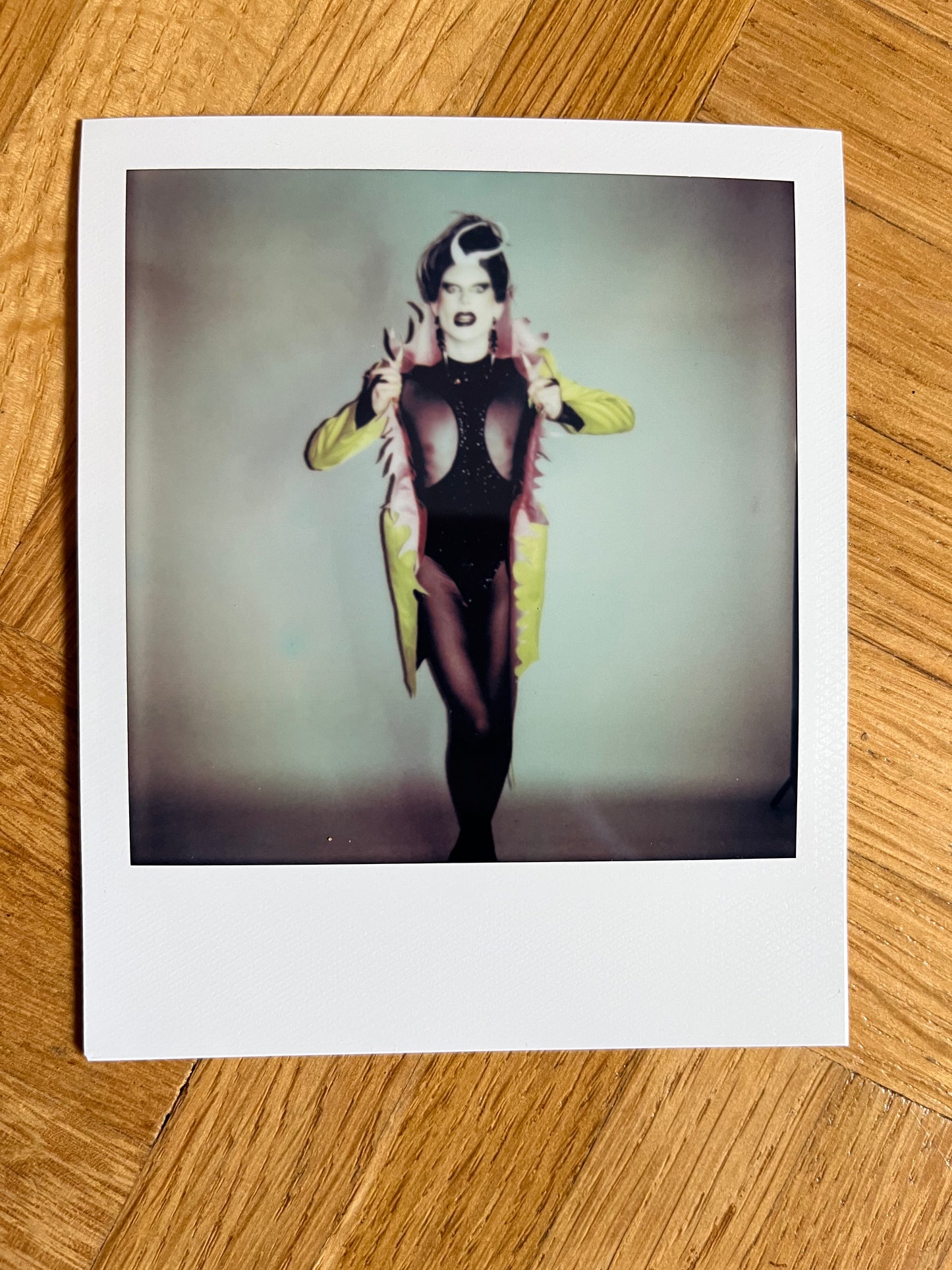 Metamorkid Signature Polaroid NR 3